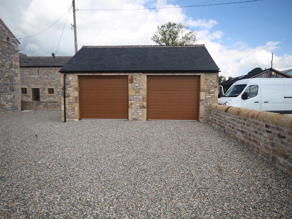 5 bedroom detached house To Let in Rimington - IMG_3041.jpg